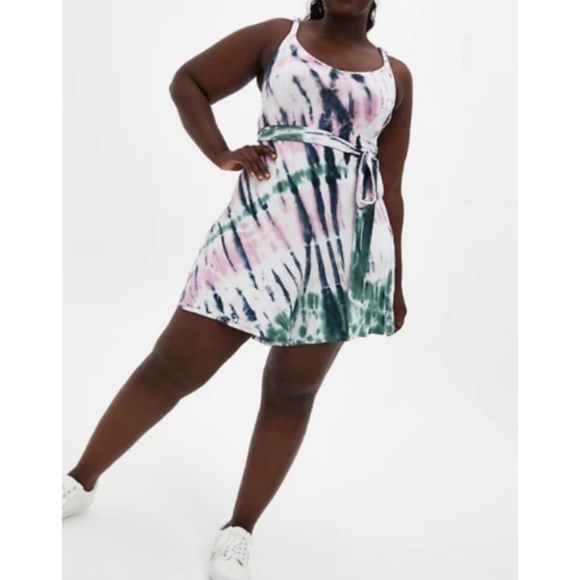 🆕 Super Soft Multi Tie-Dye Romper 3X 22 24 NWT Torrid New Jumpsuit Shorts - Picture 2 of 6